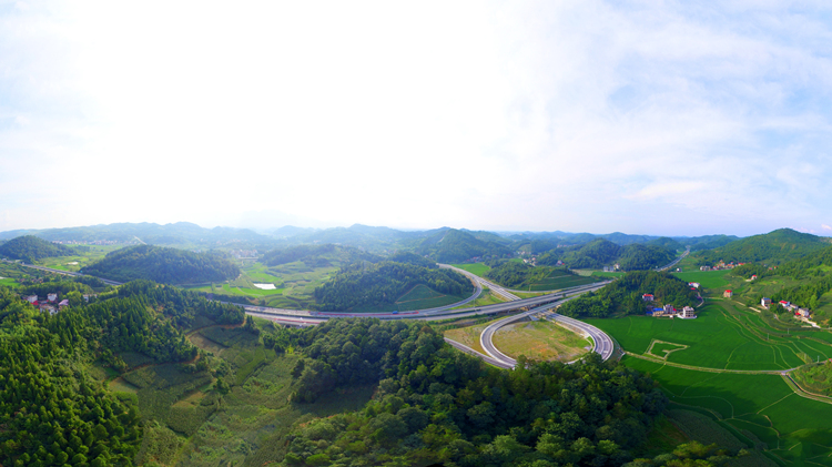 20250628 洞新毗连线项目形象照片1_副本.jpg